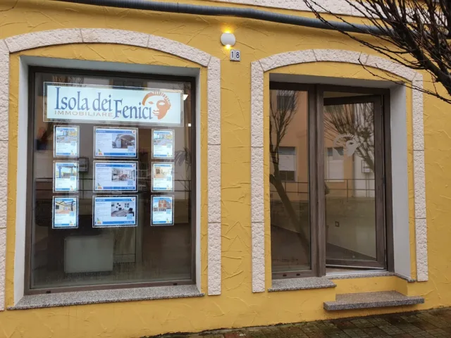 Isola dei Fenici Immobiliare