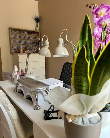 Gea Nails & Beauty Specialist