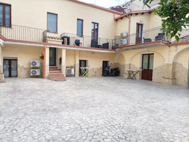 Domos La Corte Ghibellina