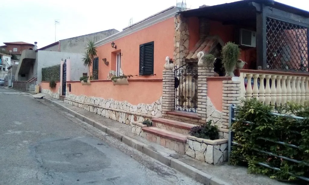 La Casa del Glicine