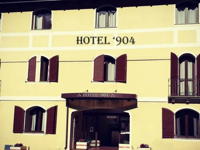 Hotel ’904