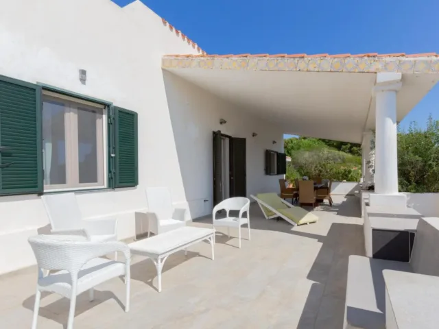 Splendida casa sulla spiaggia di Punta Nera