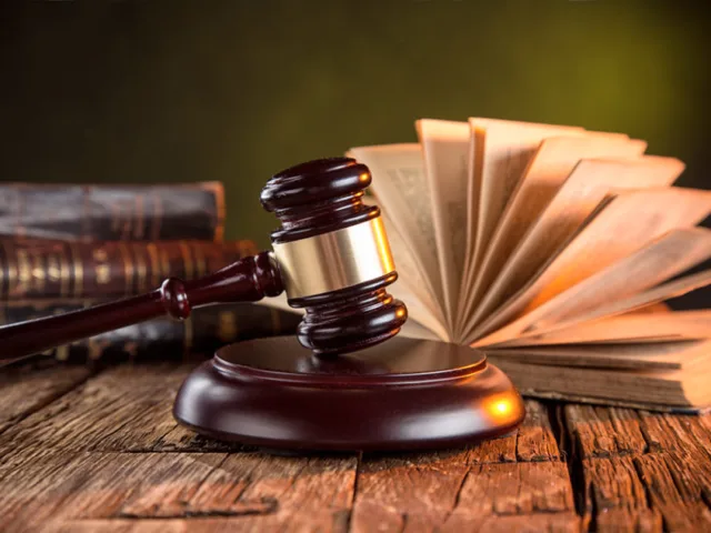 Avv. Gian Luca Piras