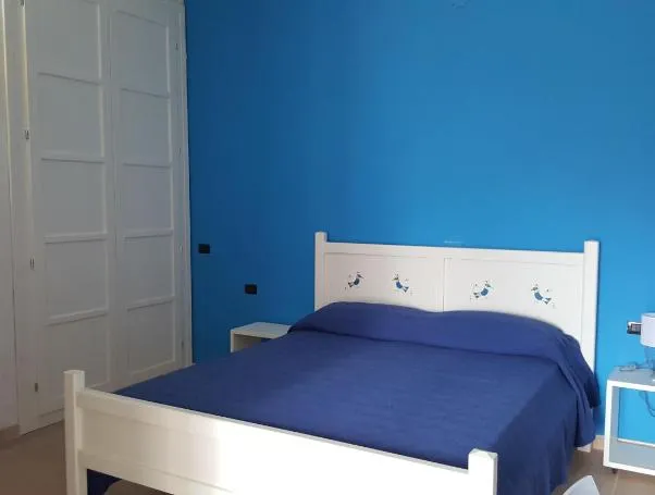 Casa con ampio giardino Sulcis