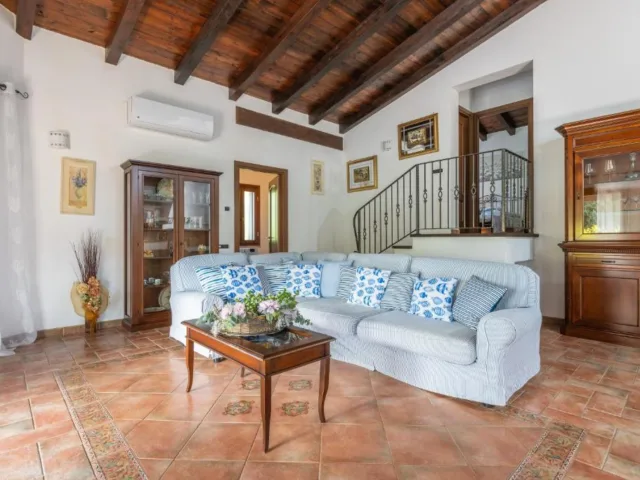 Villa Rossu