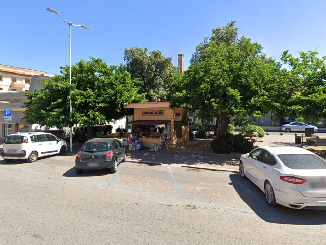 Edicola di Reina Luca