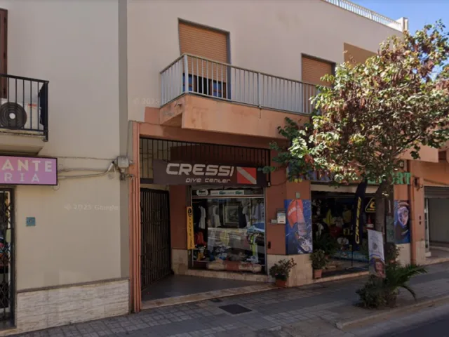 Cressi Dive Center