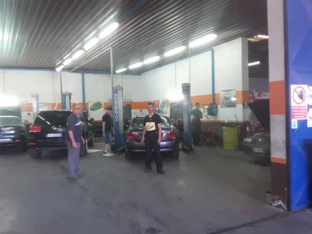 Autotecnica Di Franco Pietro Cadoni E C. Sas