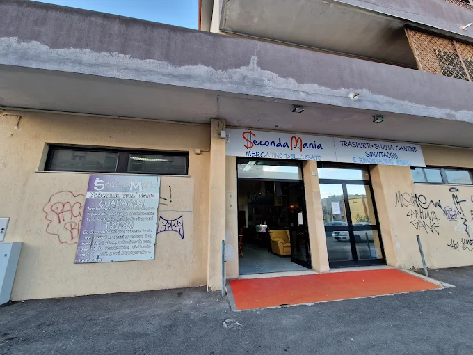 Seconda Mania