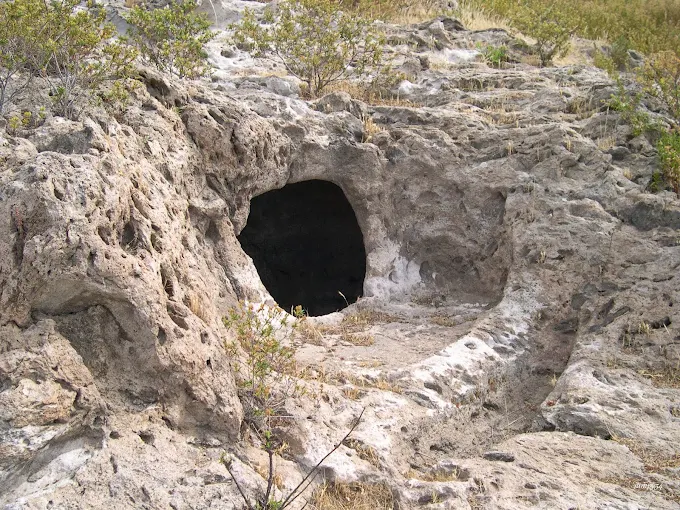 Necropoli di Loccis Santus