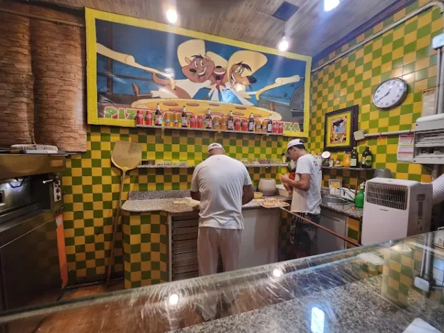 Pizzeria Speedy Pizza