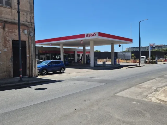 Distributore Esso