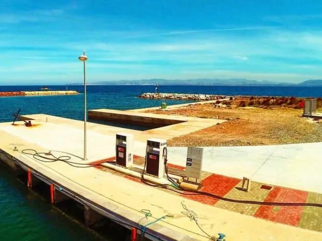 Distributore Carburante Diporto