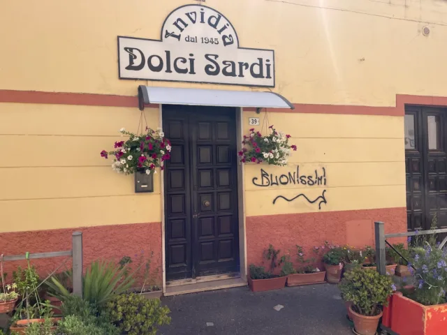 Dolci Sardi INVIDIA snc