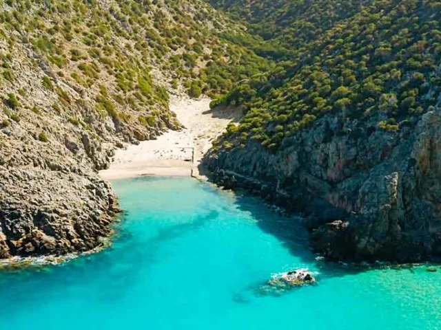 Spiaggia di Cala Lunga