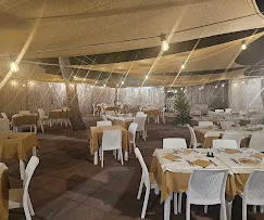 White Lion Lounge Bar & Restaurant