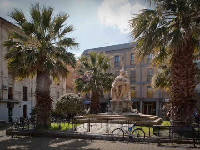 Piazza Oberdan