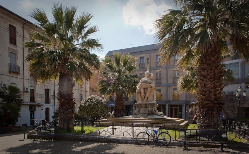 Piazza Oberdan