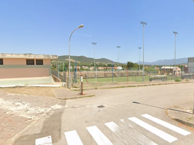 Campo di calcio a 5 A. Esu
