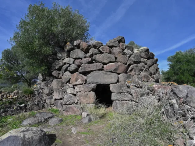 Nuraghe De Crabu