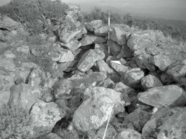 Nuraghe Is Linzas