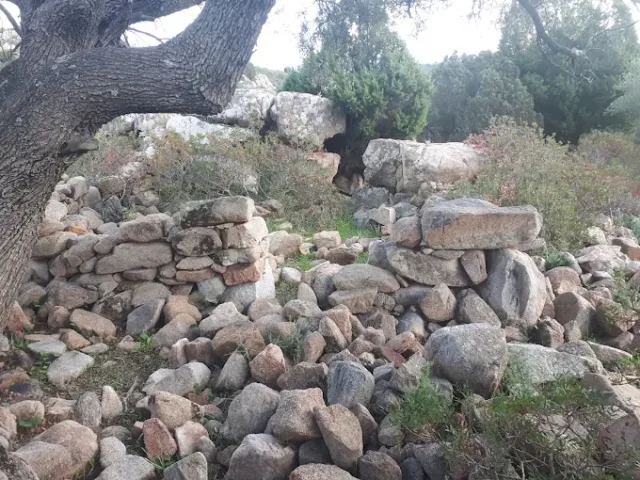 Tomba dei Giganti Sa Sedda ‘e S’Orgolesu
