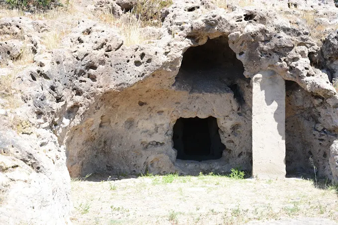 Necropoli Is Loccis Santus