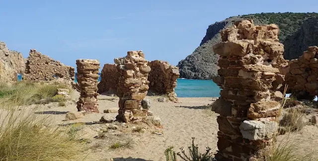 Rovine dei depositi minerari