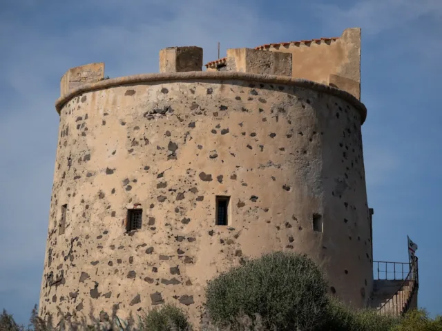 Torre Canai