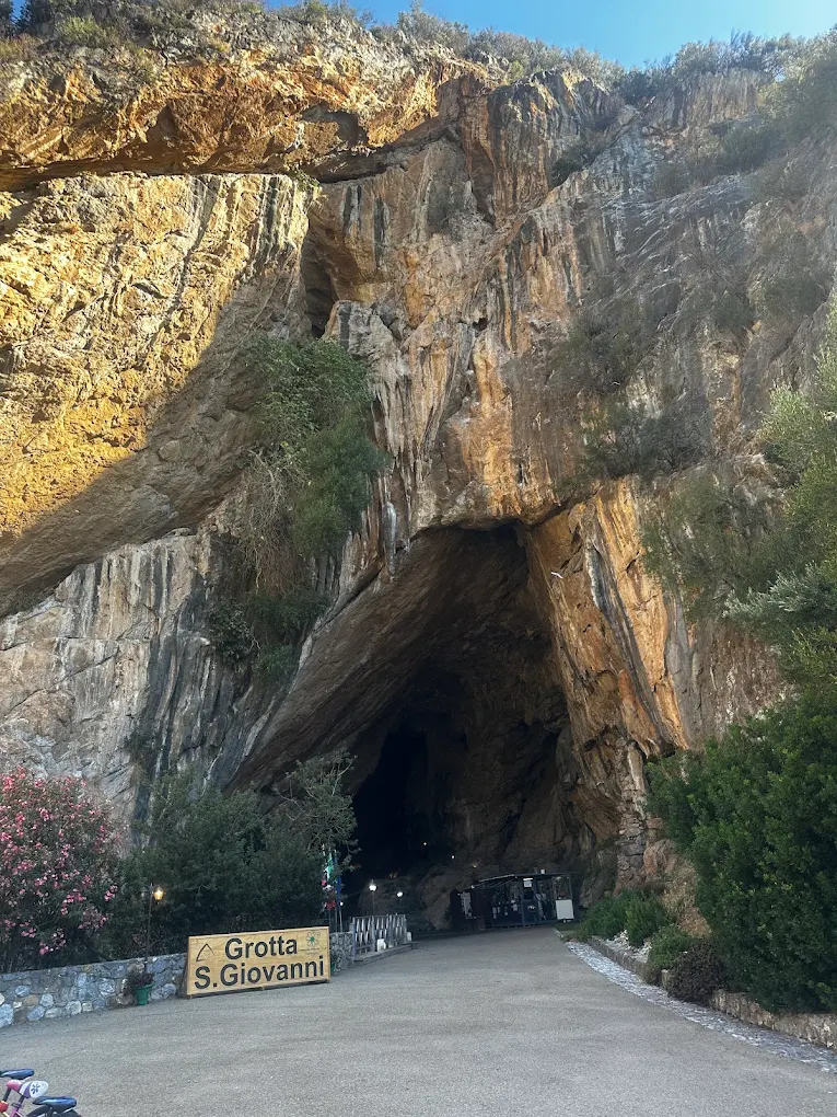 Grotta San Giovanni