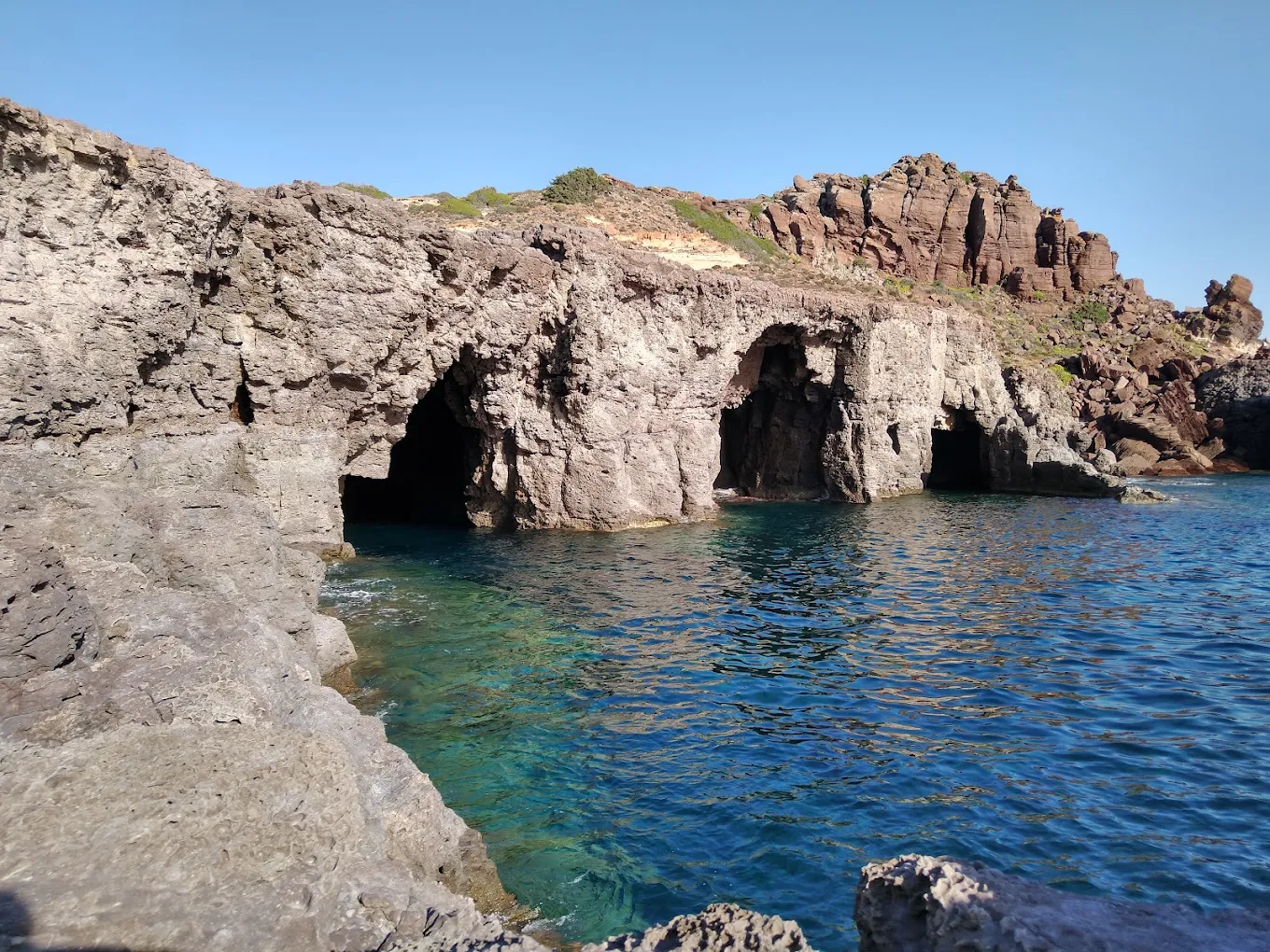 Grotte di Punta Caragoli