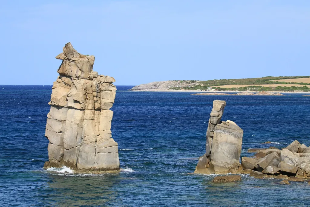 Le Colonne nel luglio 2012, prima della mareggiata del novembre 2013